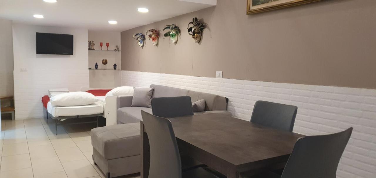 Olina Apartments Неаполь Экстерьер фото