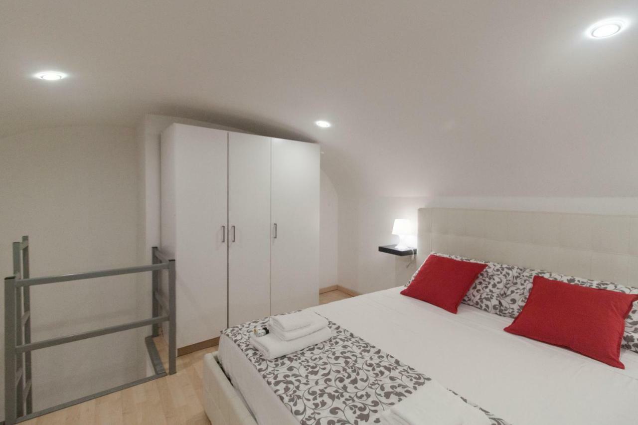 Olina Apartments Неаполь Экстерьер фото