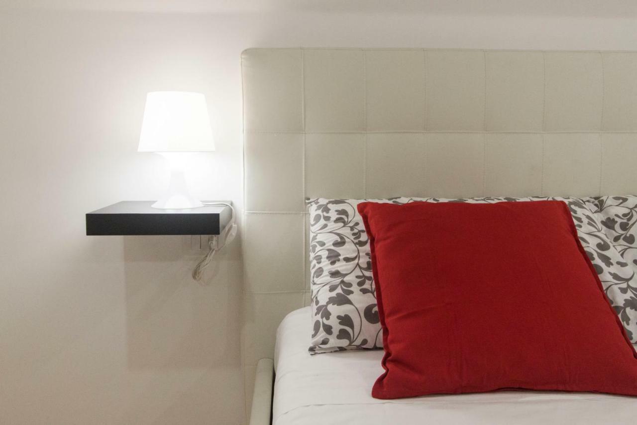 Olina Apartments Неаполь Экстерьер фото