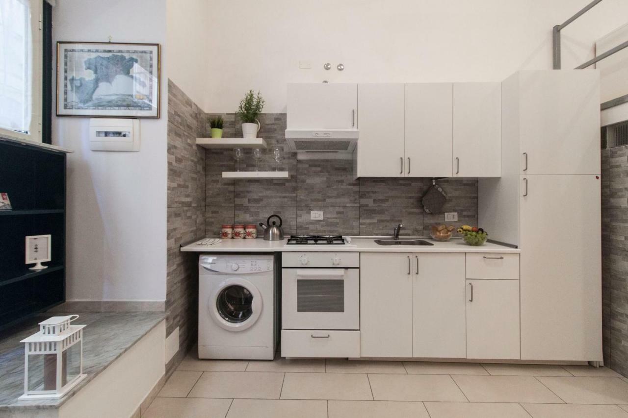 Olina Apartments Неаполь Экстерьер фото